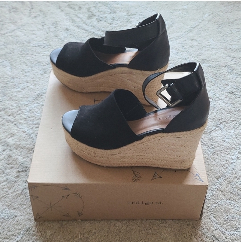 2 Pair Platform Wedge Sandals